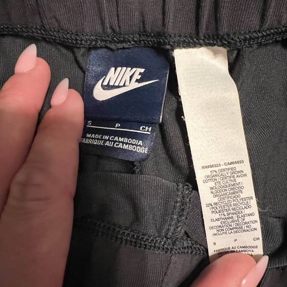 Size Small Nike Leggings - Picture 4 of 4